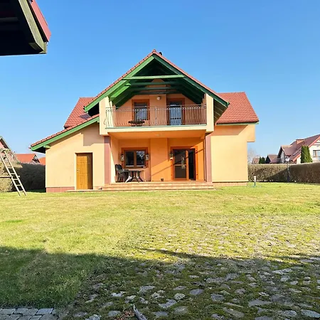 Duzy Dom Nad Morzem Jarzebinowa 22 * Rowy (Pomerania)