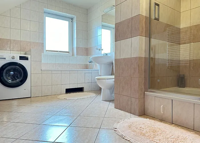 Duzy Dom Nad Morzem Jarzebinowa 22 روفي