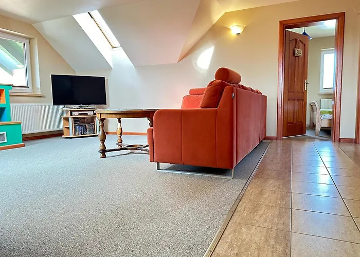 Duzy Dom Nad Morzem Jarzebinowa 22 فيلة *