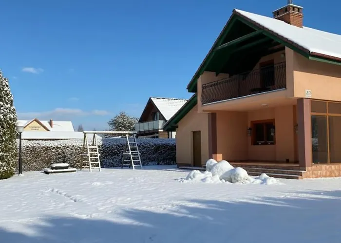 Duzy Dom Nad Morzem Jarzebinowa 22 فيلة